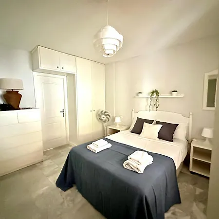 Heated Poolside Paradise Cristianos