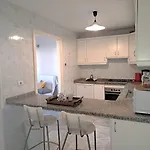Heated Poolside Paradise Cristianos דירה לוס כריסטיאנוס