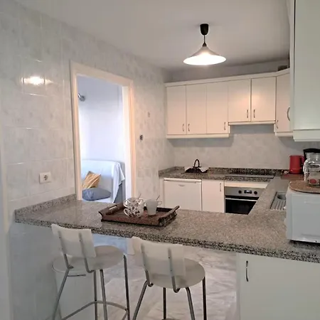 Heated Poolside Paradise Cristianos Appartement Los Cristianos (Tenerife)